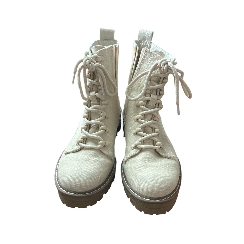 Universal Thread Tan Lace-Up Combat Boots
